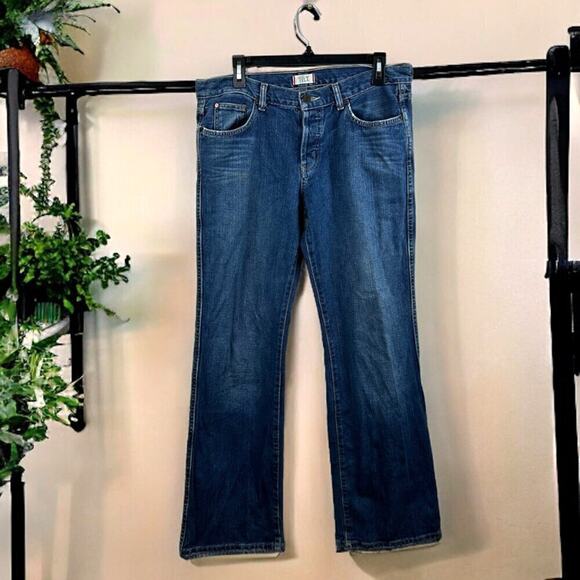 Tilt Women’s Junior 11 Newport Boy Cut Medium Wash Wide Leg Fray Hem Jeans - Picture 1 of 10